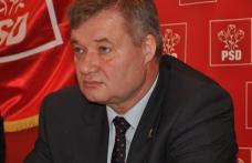 Emil Boc luat la întrebări de senatorul Gheorghe Marcu privind finanţele publice