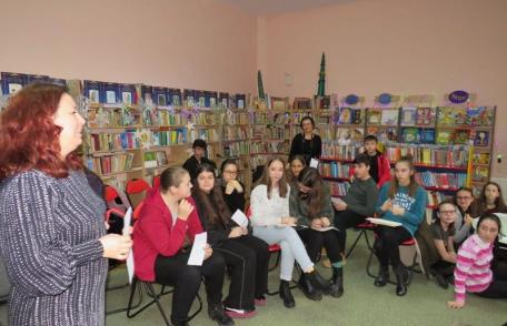 Târg de carte și lansare la Biblioteca Municipală din Dorohoi - FOTO