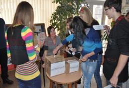 Grup Școlar ”Regina Maria” (VIDEO): A început procesul de votare pentru consiliul şcolar al elevilor