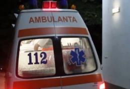 Tânăr transferat la Iași după ce a fost acroșat de o mașină la Mihăileni