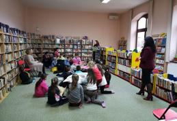 Ziua Internațională a Cititului Împreună – ZICI 2020, prilej de lectură în familie la Biblioteca Municipală Dorohoi - FOTO