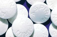 O aspirină pe zi ține cancerul de colon departe