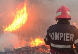 16 incendii în acest sfârșit de săptămână! Peste 100 de pompieri au intervenit pentru stingere
