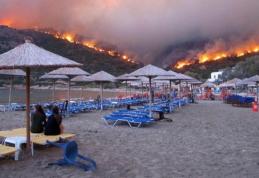Atenţionare de călătorie pentru Grecia! Pericol ridicat de incendii în mai multe regiuni