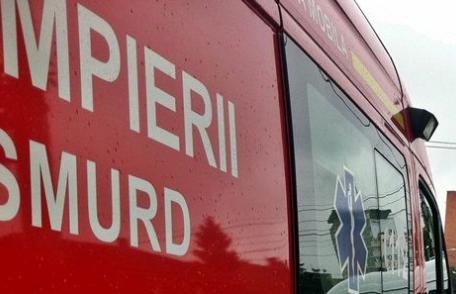 Ambulanţă SMURD avariată pe timpul deplasării la intervenţie