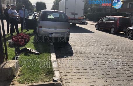 Inconștiență maximă la Dorohoi! Accident provocat de un șofer beat - FOTO