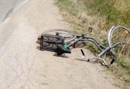 Biciclist rupt de beat accidentat după ce a căzut pe o stradă din Ibănești