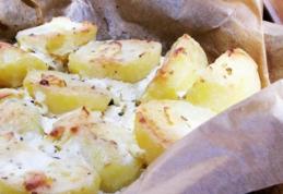 Cartofi noi cu ierburi aromatice și sos alb