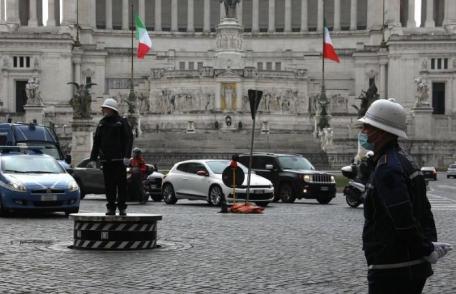 Italia îi va carantina pe toţi călătorii din statele membre UE