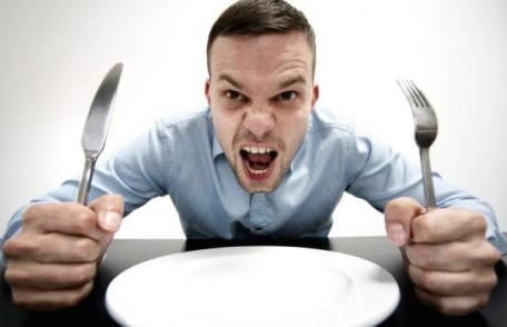 5 motive pentru care îți este foame foarte des
