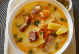 Supă țărănească cu cartofi, praz și bacon