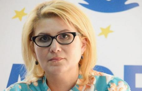Roxana Florentina ȚURCANU , președinte ALDE Botoșani: „Viața are prioritate!”