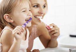 Reguli de respectat la spălatul pe dinți