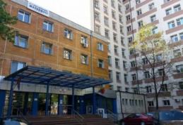 Scandal la Spitalul Județean Botoșani. Pacient agresiv potolit cu jandarmii și dus la Psihiatrie