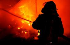 Focul a mai luat o viață la Botoșani! Un bărbat de 66 ani a decedat în incendiul care i-a cuprins locuința