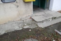 Primim la redacție – Avarie la conducta de apă în cartierul Plevna. „Cetățenii care sesizează sunt ignorați”