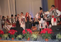 Orchestra „Mugurelul” Dorohoi și Ansamblul „Mărgineanca” răsplătite cu ropote de aplauze la Festivalul Național de Folclor