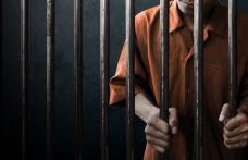 Tânăr botoșănean condamnat la închisoare după ce a lovit un consătean cu o bâtă de baseball