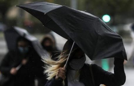Meteorologii au emis o avertizare COD GALBEN de intensificări ale vântului în județul Botoșani