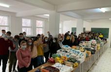 2453 elevi din Dorohoi au sprijinit Campania „Bucurie în familie” desfășurată de Protopopiatul Dorohoi - FOTO