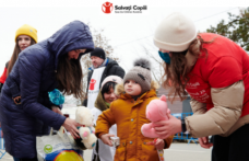 Salvați Copiii România lansează Fondul de asistență umanitară pentru copiii refugiați din Ucraina