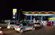 Cozi la benzinării în Dorohoi și în toată țara după apariția zvonurilor despre scumpirea carburanților