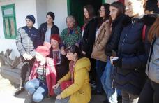 La Viișoara, proiectul „De vorbă cu BUNICII” continuă - FOTO