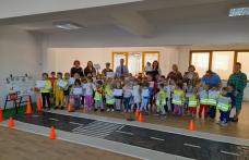 Ora de educație rutieră la grădiniță – Proiect desfășurat la Grădinița „Albă ca Zăpada” Dorohoi 