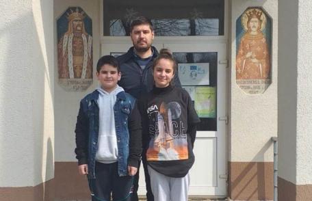 Rezultate deosebite obținute de elevii Școlii Gimnaziale „Mihail Sadoveanu” Dumbrăvița la olimpiada județeană de religie ortodoxă