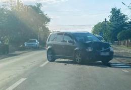 Accident rutier pe drumul Dorohoi-Botoșani! La volanul unui autoturism se afla un minor de 12 ani