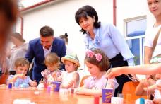 300 de elevi și preșcolari din Gorbănești și Hlipiceni sărbătoriți de social-democrați - FOTO