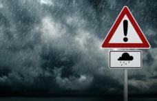 Șase avertizări tip cod portocaliu și galben de ploi abundente și inundații emise în doar două ore