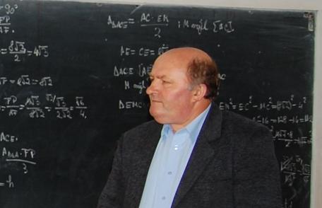 Interviu cu prof. Valerian Vlăescu: „Înainte de toate, un profesor trebuie să fie un truditor pasionat”