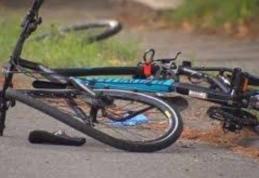 Un bărbat din Lozna a ajuns la spital după ce a căzut cu bicicleta într-un șanț betonat