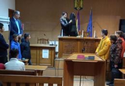 Elevii de la Școala Gimnazială „Mihail Kogălniceanu” Dorohoi au participat la Ziua Porților Deschise la Judecătoria Municipiului - FOTO
