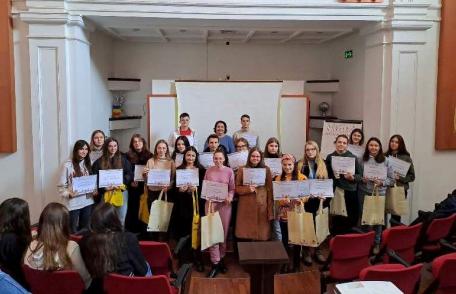 31 de elevi ai Colegiului Național „Grigore Ghica” Dorohoi au primit certificate eTwinning