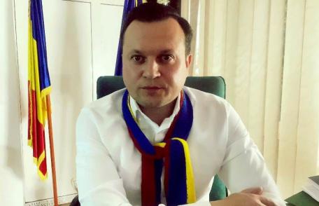 Cătălin Silegeanu: „La mulți ani tuturor celor care iubesc România!”