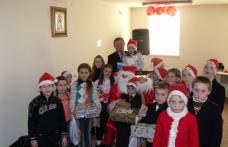 Copiii de la Centrul de zi Jurjac l-au primit pe Moș Crăciun