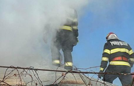 Atenție la coșurile de fum necurățate! Incendii izbucnite la casele a două familii din județul Botoșani