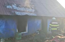 Explozie într-o bucătărie din Adășeni. Pompierii au intervenit de urgență pentru stingerea incendiului
