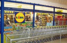 Atenție! Apă plată infestată retrasă din supermarketurile Lidl din Dorohoi și Botoșani