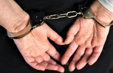 Tânăr din Dorohoi, condamnat pentru tâlhărie, arestat de polițiști