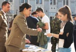 Centrul Militar Județean Botoșani - Alege cariera militară! Țintește sus FII CEL MAI BUN !