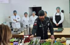 Workshop „Food Pairing” susținut de chef Radu Constantin Zărnescu la Liceul Tehnologic „Alexandru Vlahuță” Șendriceni - FOTO
