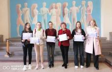 Elevii Liceului „Regina Maria” Dorohoi - premia(n)ți la Concursul de chimie „Magda Petrovanu” - FOTO