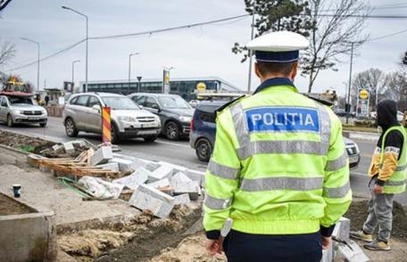 Acțiune a polițiștior rutieri pentru verificarea legalității lucrărilor efectuate la partea carosabilă
