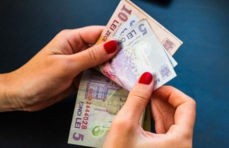 DAS Dorohoi: Persoanele beneficiare de ajutoarele financiare de urgență primesc banii în conturi