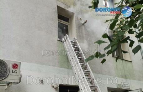 Pericol de incendiu și panică într-un bloc din Dorohoi pentru o oală cu mâncare uitată pe aragaz - FOTO