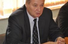 Senatorul Gheorghe Marcu alături de cetăţenii din colegiul Dorohoi - Flămînzi