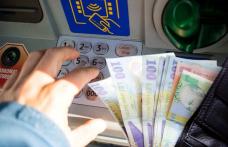 Anunț pentru cei care retrag bani de la ATM! Ce se întâmplă cu bancomatele